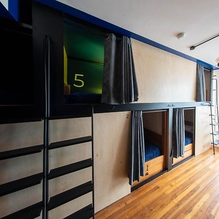 Community Hostel กีโต ภายนอก รูปภาพ