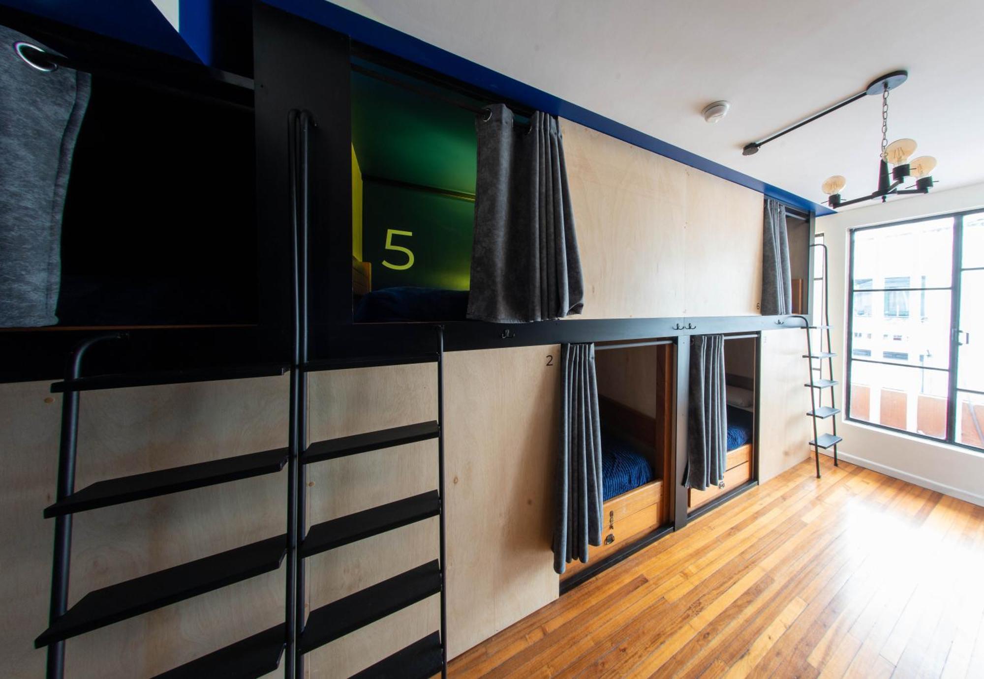 Community Hostel กีโต ภายนอก รูปภาพ